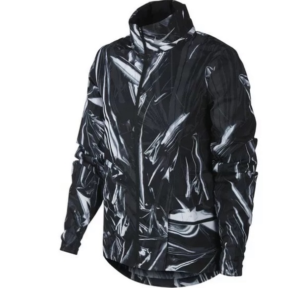 Nike Shield  Full Zip Running Jacket Black Refsil - Picture 2 of 12